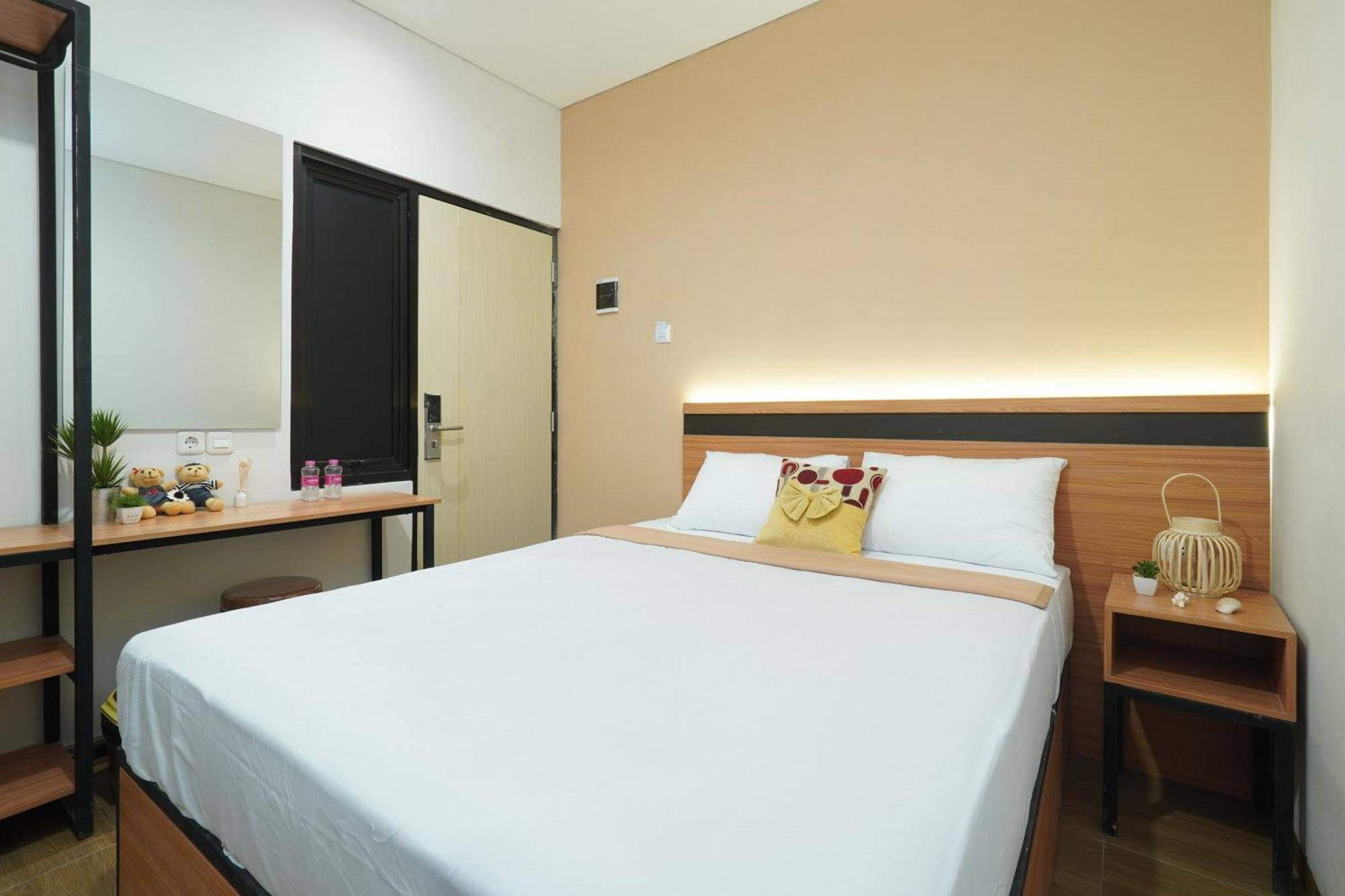 Grand Valora Near Sam Poo Kong Mitra Reddoorz