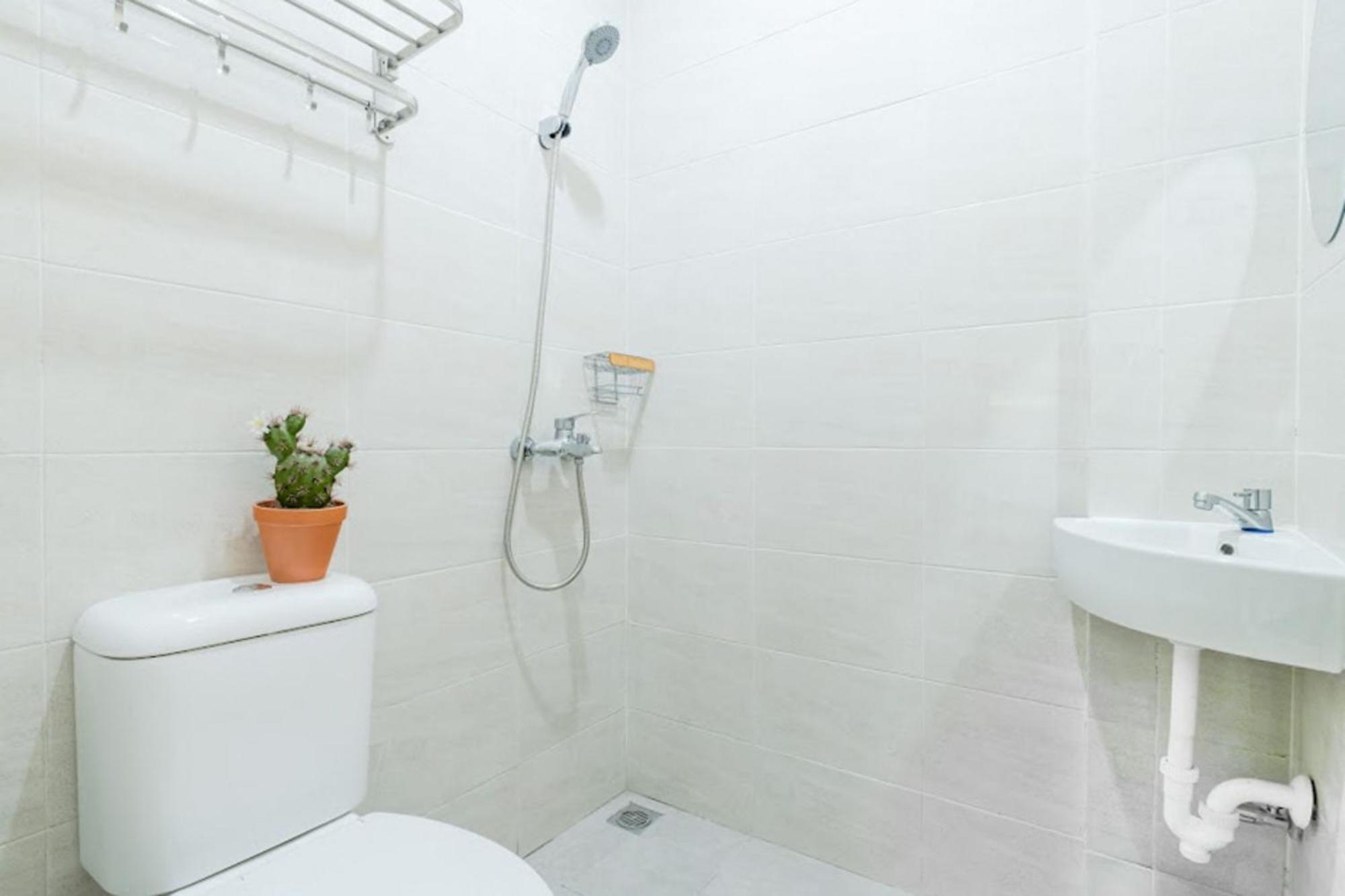 Grand Valora Near Sam Poo Kong Mitra Reddoorz Semarang